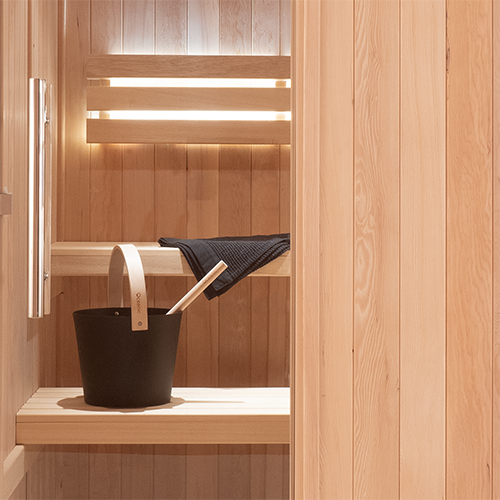 Cladding Hemlock with door